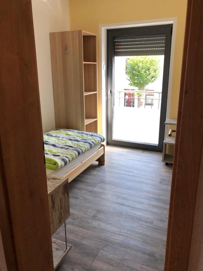Ferienwohnung Zeitler Treuen エクステリア 写真