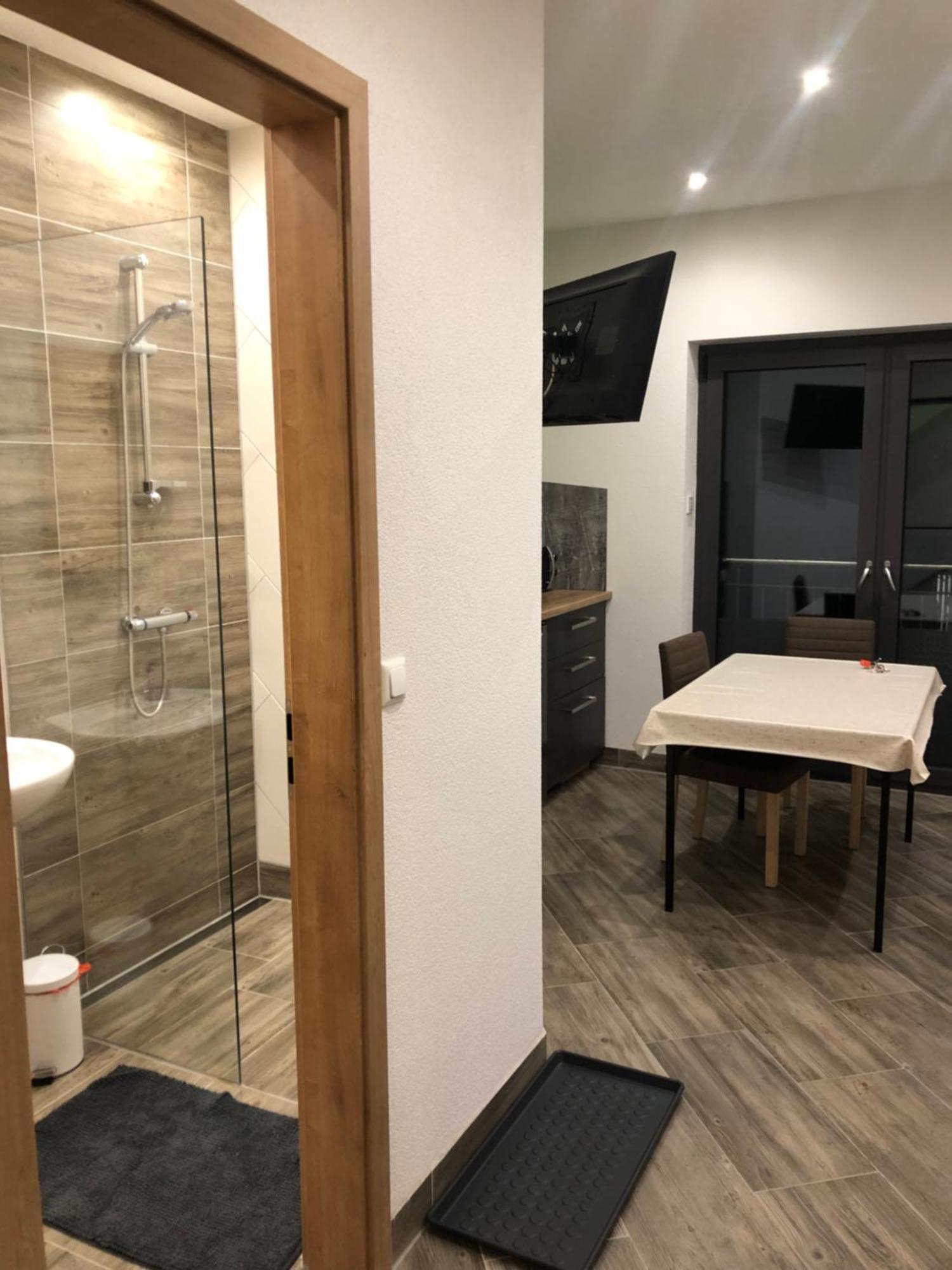 Ferienwohnung Zeitler Treuen エクステリア 写真