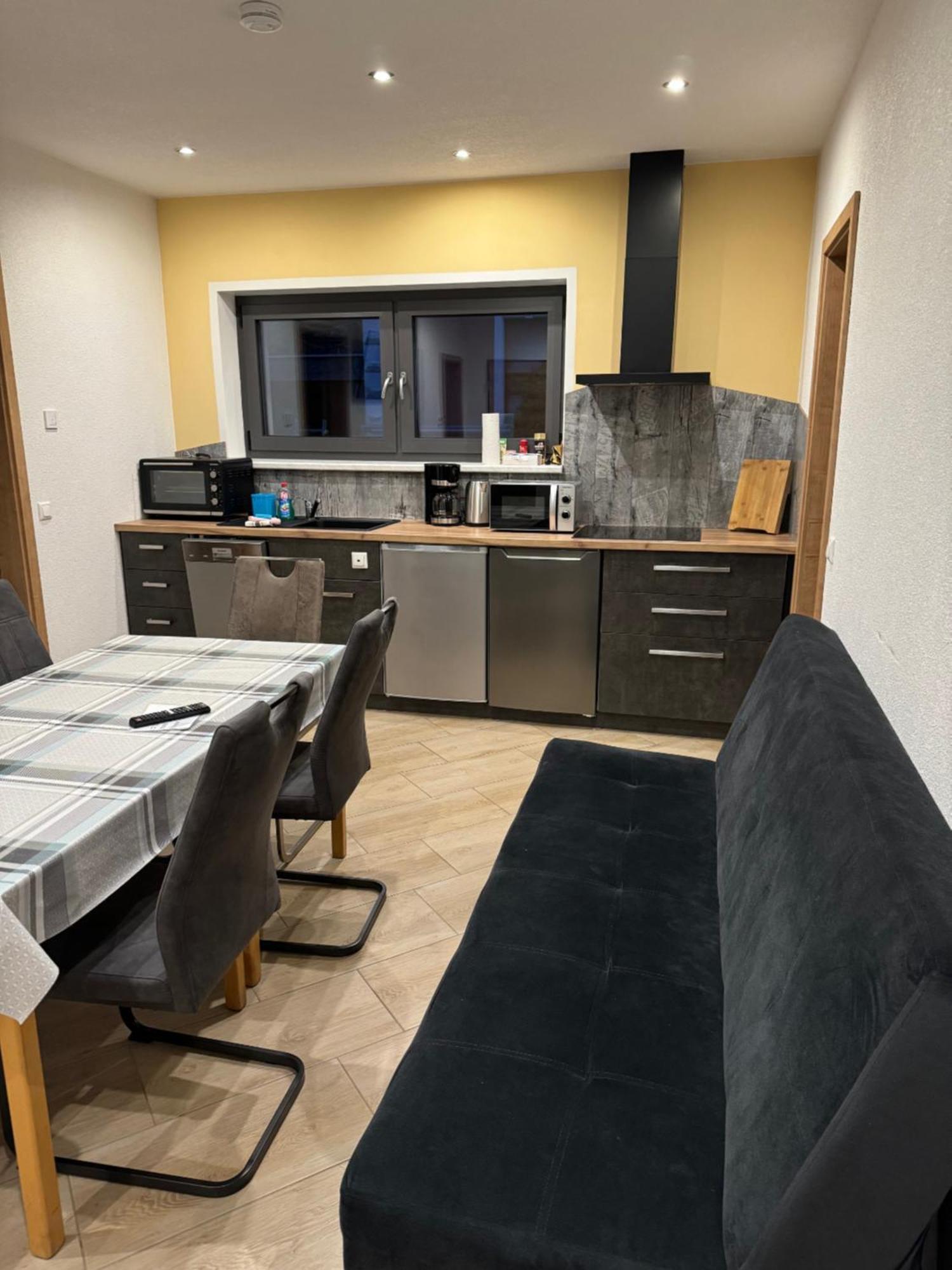 Ferienwohnung Zeitler Treuen エクステリア 写真
